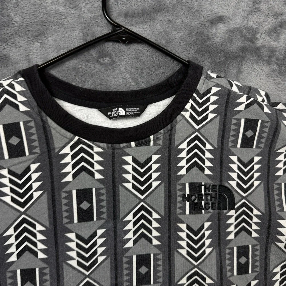 The North Face Rage Sweatshirt Mens XL Gray Aztec Geometric Fleece Pullover 90s